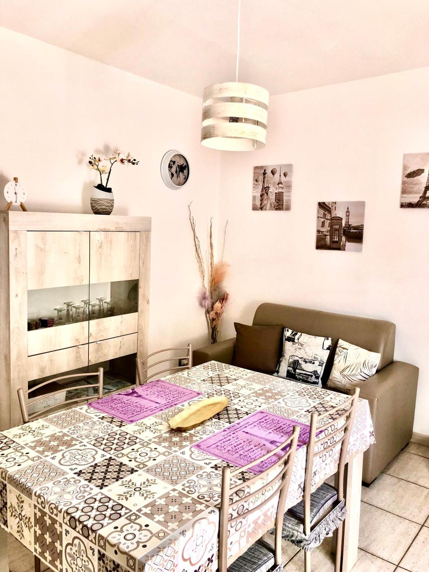 La Maison De Famille Appartamento Indipendente Con Cucina E Lavatrice Olbia Bagian luar foto