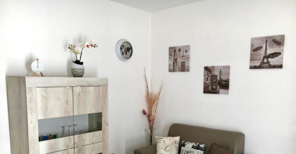 La Maison De Famille Appartamento Indipendente Con Cucina E Lavatrice Olbia Bagian luar foto