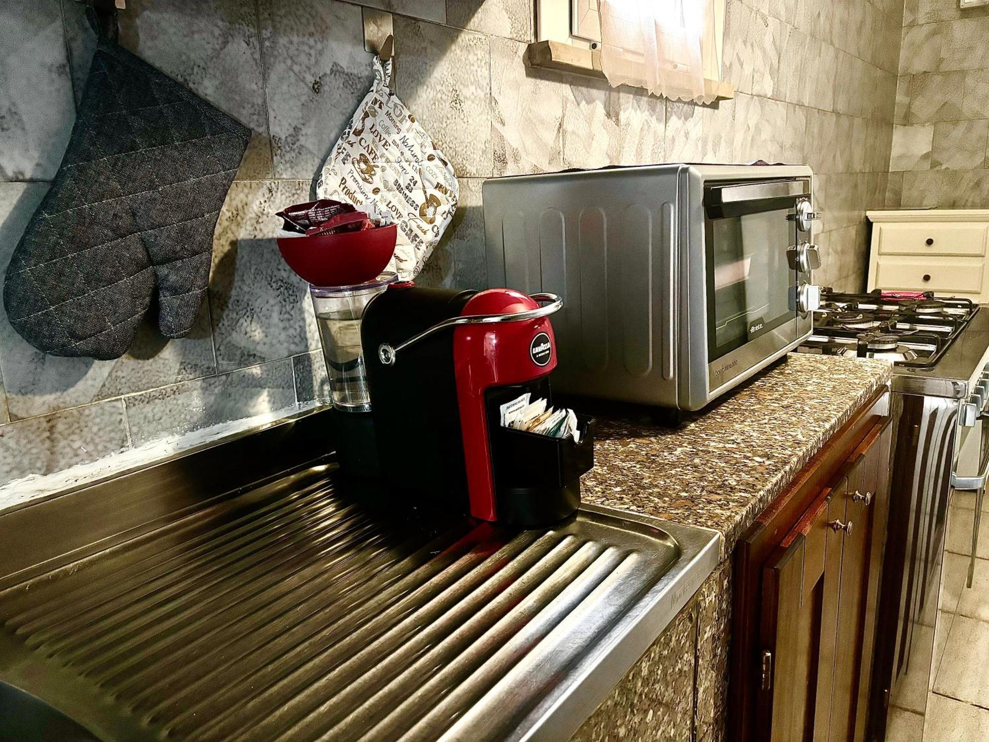 La Maison De Famille Appartamento Indipendente Con Cucina E Lavatrice Olbia Bagian luar foto